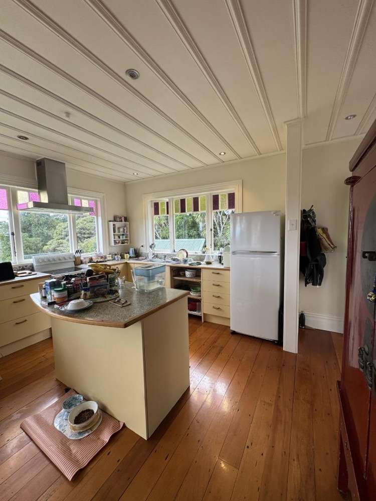 466 Wairere Road Waitakere_8