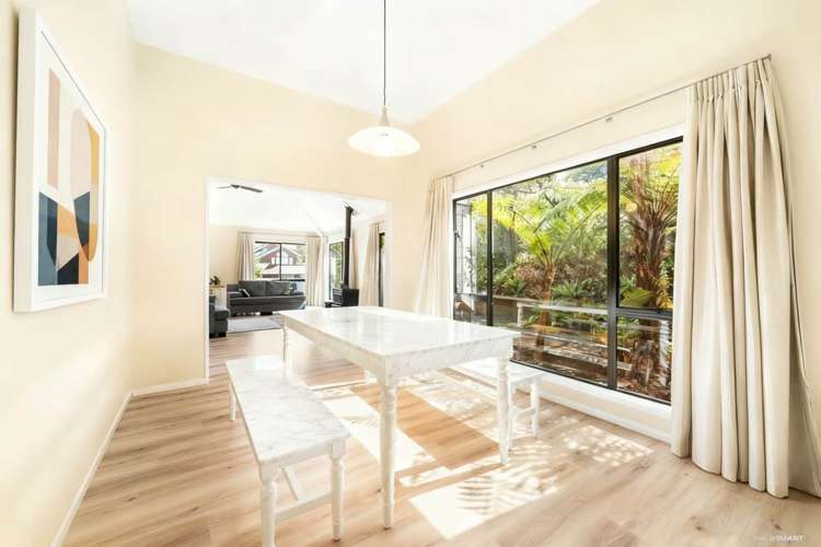 1 Stitchbird Close_5