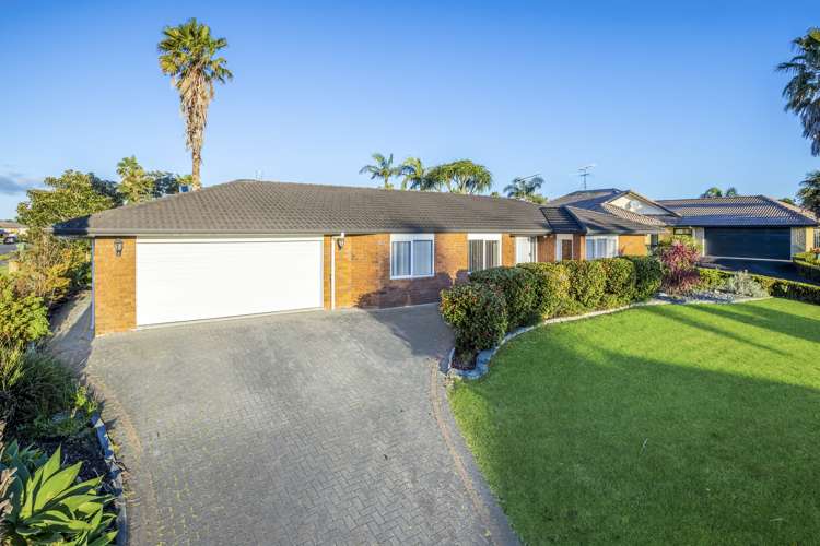 20 Lothian Brae Wattle Downs_22