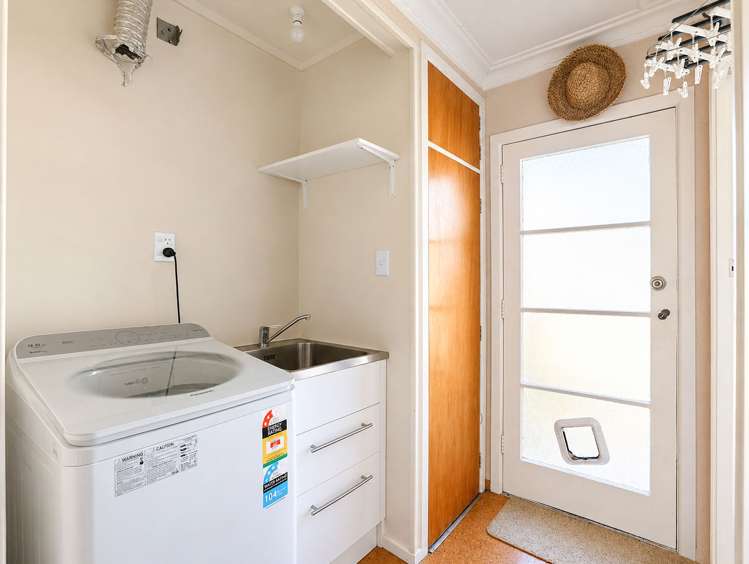 19 Helena Road Hillcrest_16