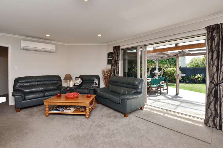 12 Saint Keverne Close Burwood_21