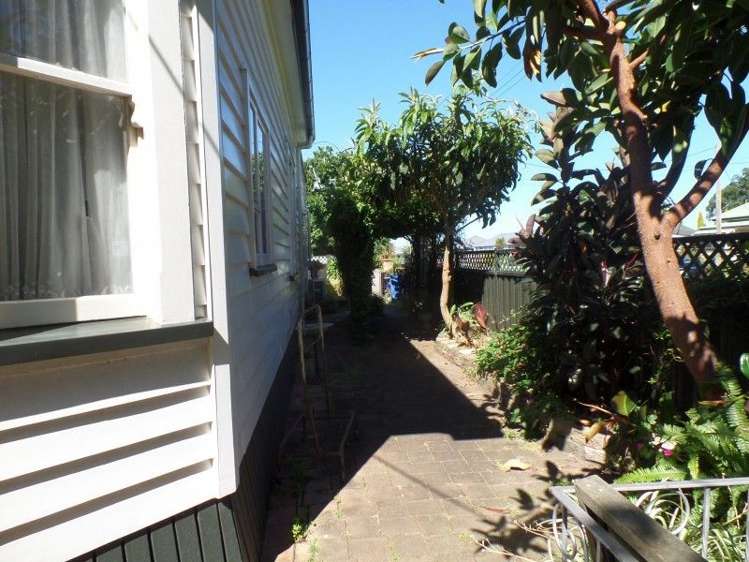 128 Wilson Street Thames_16