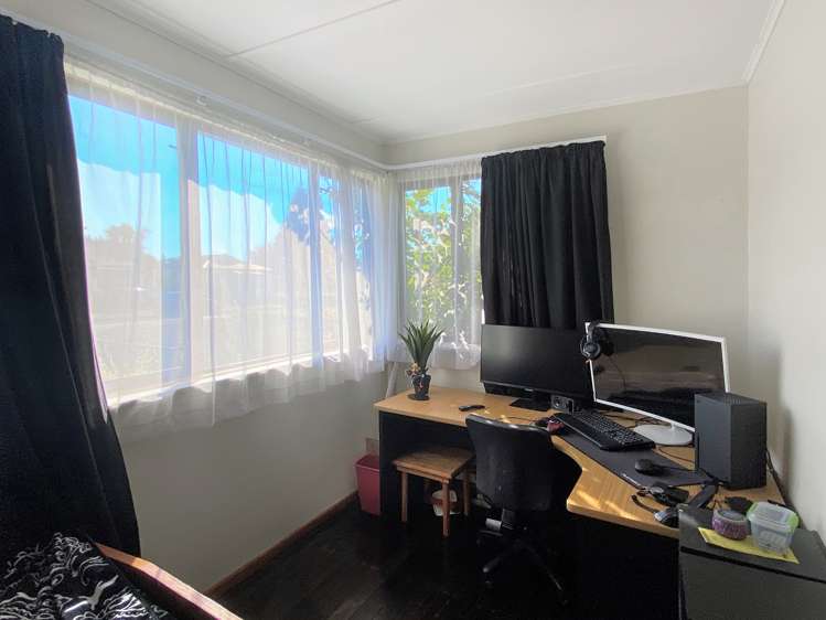 14 Collett Street Dannevirke_11