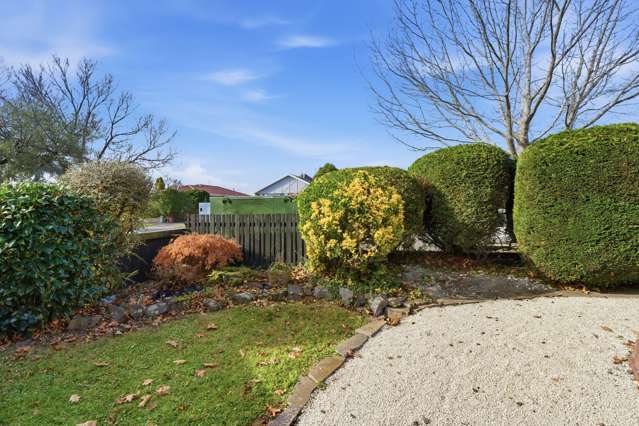 2/1 Karnak Crescent Avonhead_2