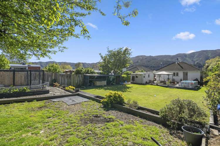 203 Wellington Road Wainuiomata_3
