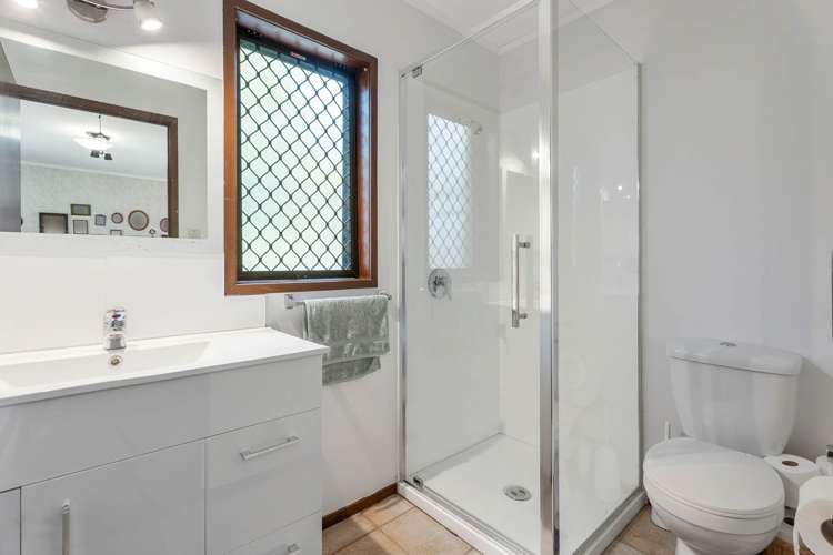 5 Marina View Drive West Harbour_37