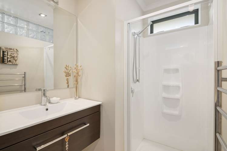 9 Maple Crescent Richmond_10