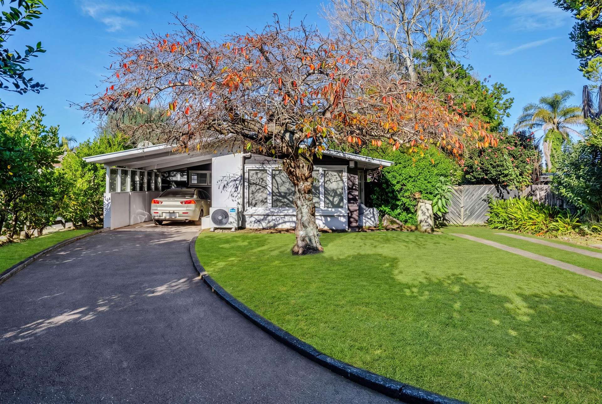 64 Beach Road Pahurehure_0