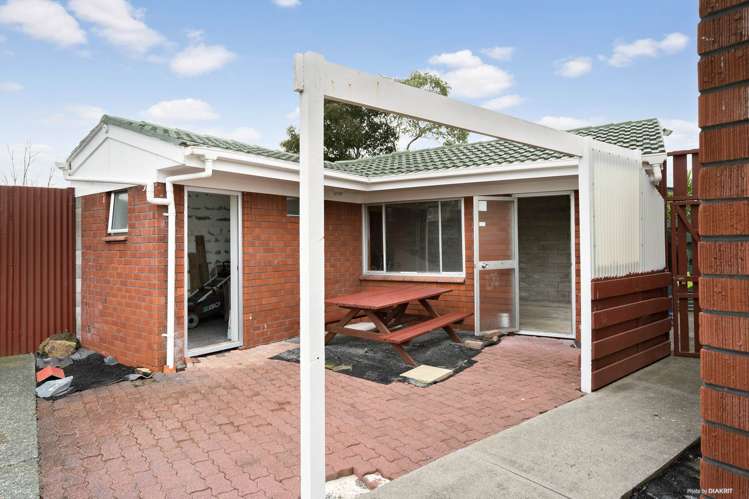 2/9 Cooper Place Papakura_12