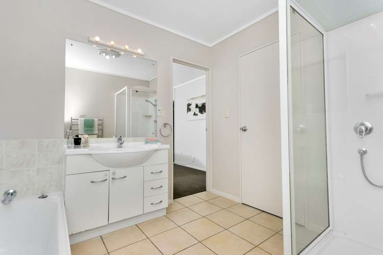 2/12 Varlene Terrace Forrest Hill_14