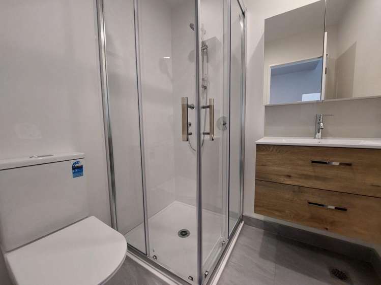 6 Selo Street Glen Eden_11