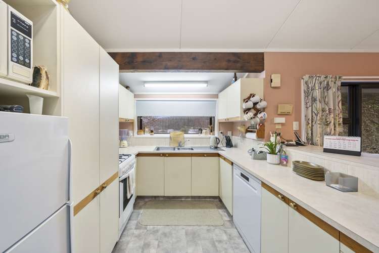 22 Kaponga Street Wainuiomata_9