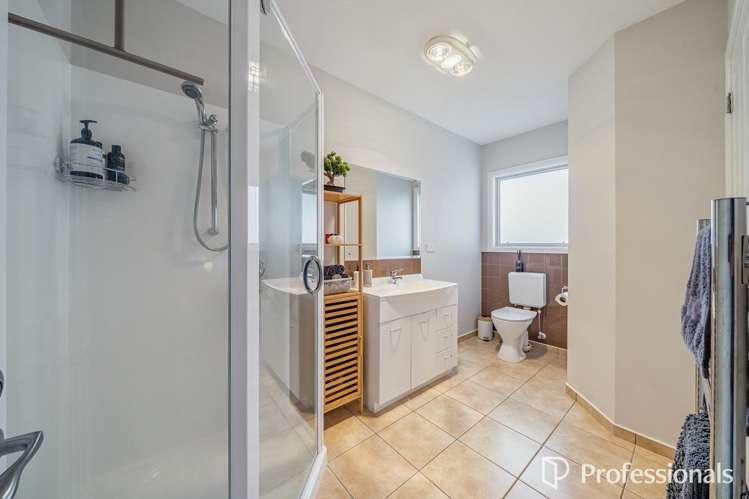 95 Redvers Drive Belmont_18