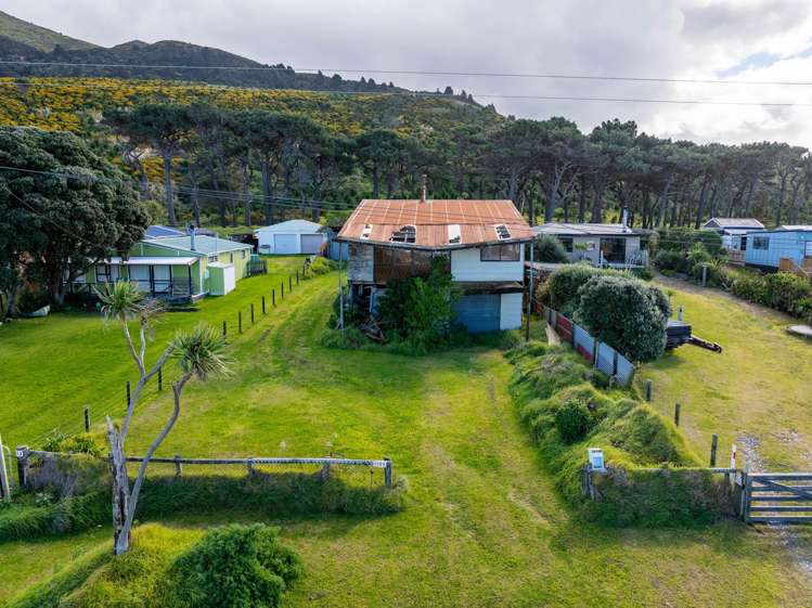 1105 Mataikona Road Mataikona_1