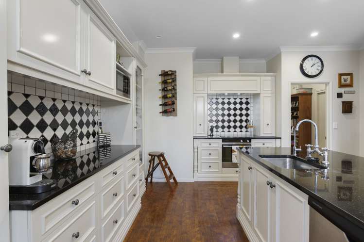 555 Birchs Road Lincoln_11