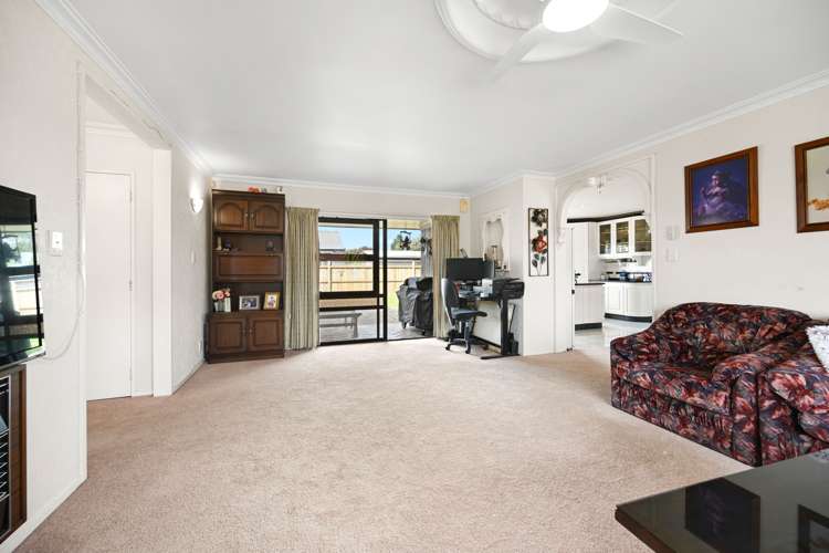 14 Colstone Street Glenview_10