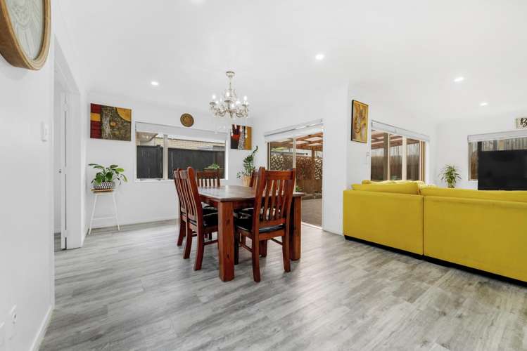 10 Fernloche Place Flat Bush_12