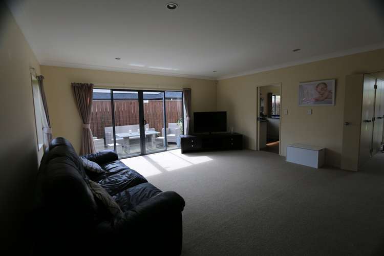 8 Burt Road Mount Wellington_9