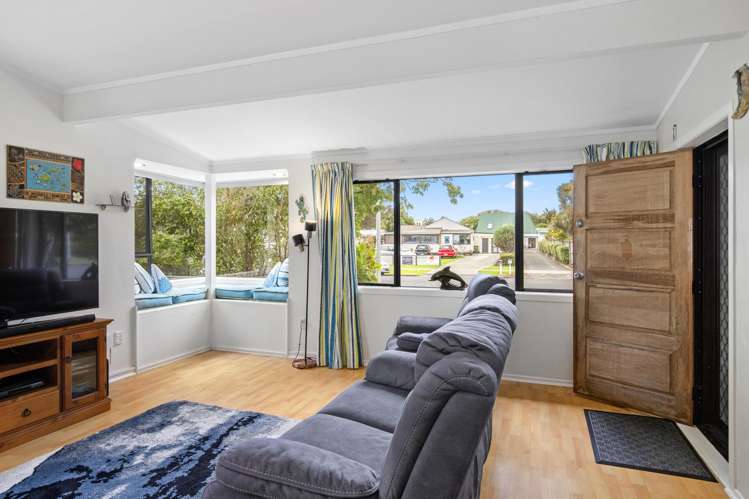 52 Taihiki Road Clarks Beach_22