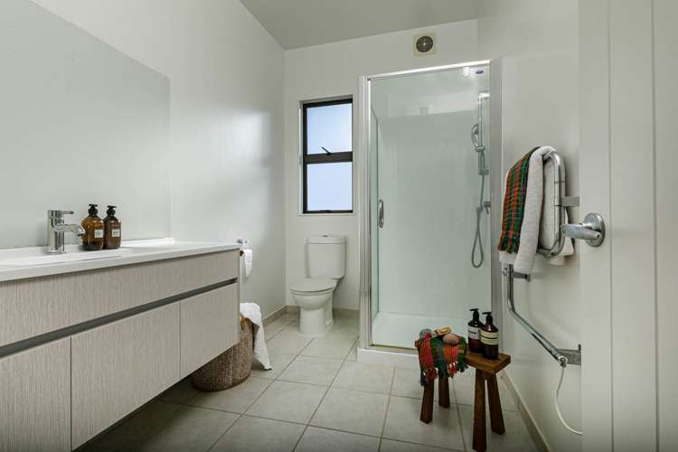 11/40 Scarlet Oak Drive Schnapper Rock_16