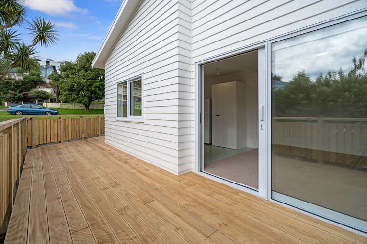 8 Meander Drive Welcome Bay_19