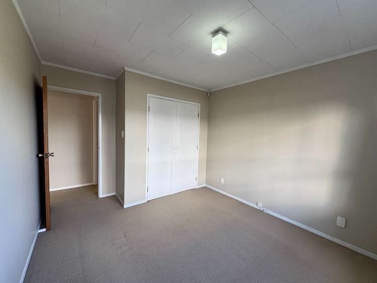 2/4 Glenshee Place Highland Park_5