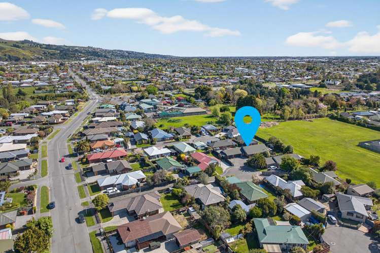 4 Windward Lane Bromley_33