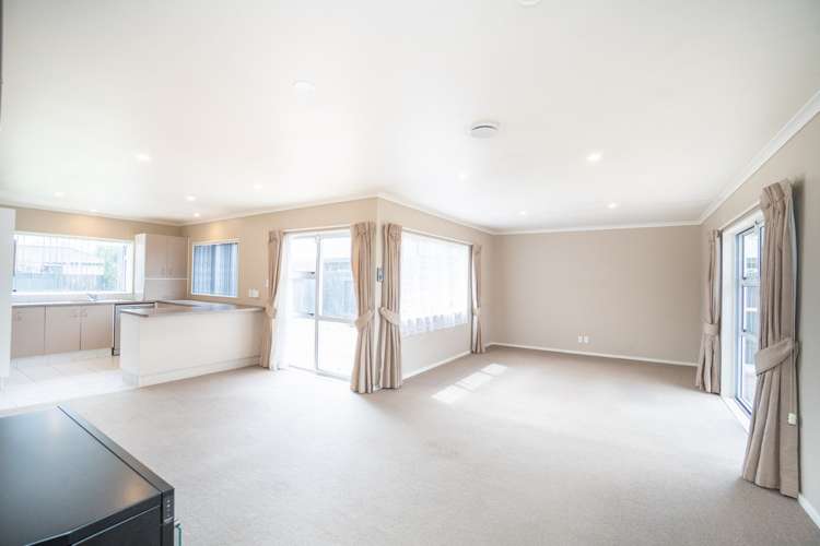 31 Strachan Way Highbury_7