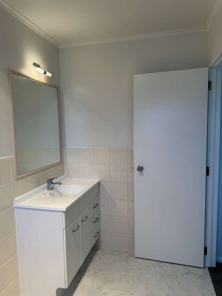 8 Cambridge Road Manurewa_6