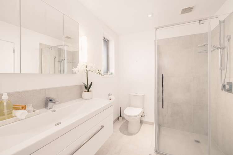 23 Celia Street Redcliffs_13