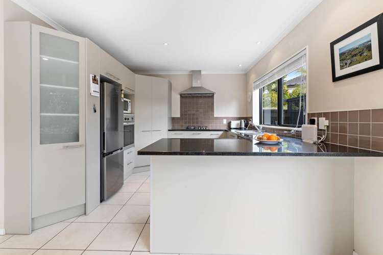 10 Tornish Drive Flat Bush_9