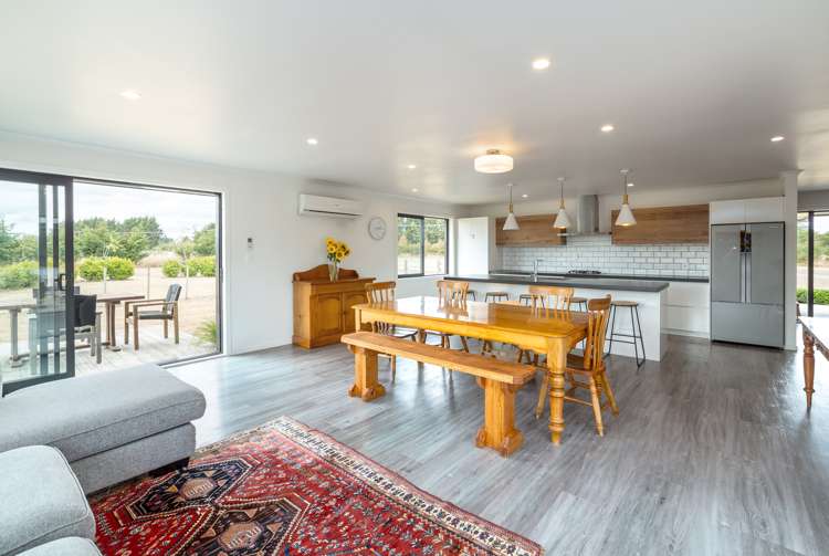 471 State Highway 2 Opaki_8