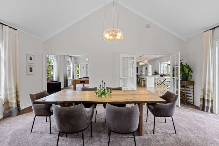 45 Hardens Lane Paremoremo_16