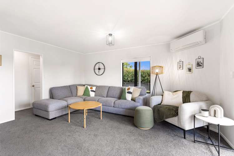 9 Howards Way Kamo_24