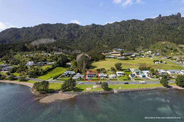 LARGE COASTAL 70's FAMILY HOME WITH VIEWS