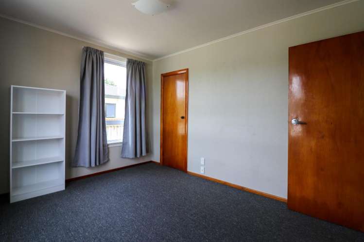 8 Clifton Street Bulls_10