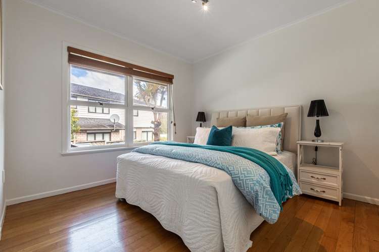 3/236 Lake Road Hauraki_11