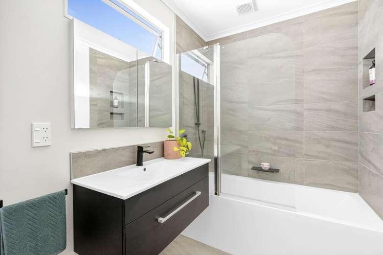 35 Byron Street Leamington_16