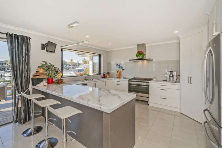 10 Kelly Place Whitianga_3