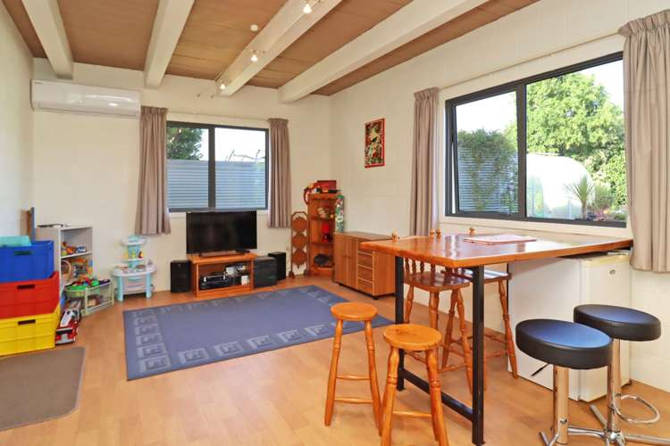 11 Oakham Street Hampden_21