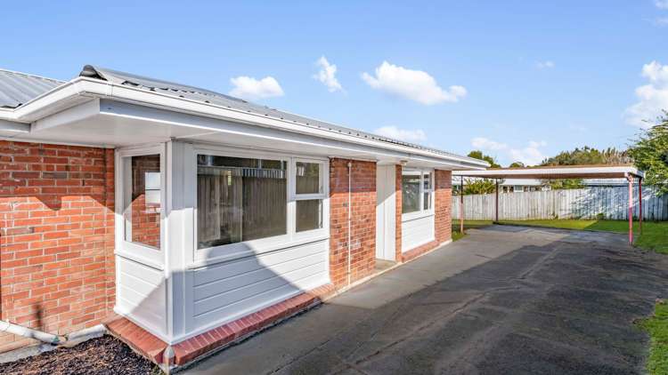 1&2/51 Felton Matthew Avenue St Johns_9