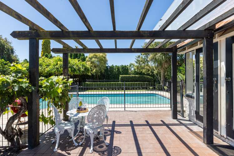 305 Southland Road Hastings_25