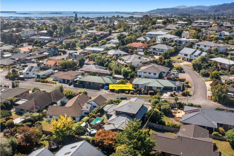 49 Olympus Way Richmond_3