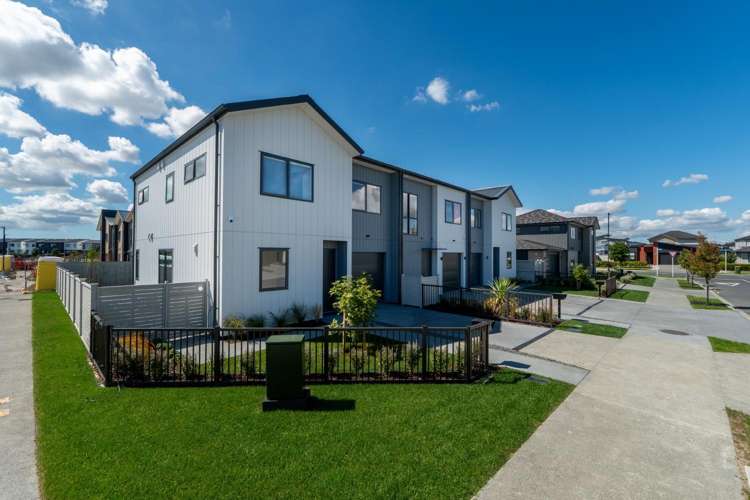 3 Paraone Crescent Takanini_14