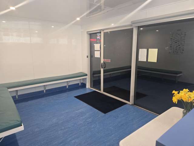 317 Great North Road Winton_2