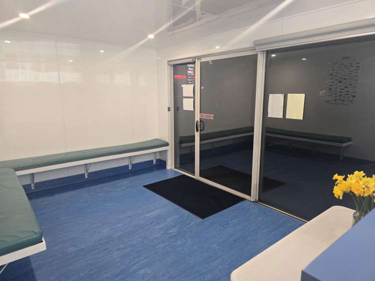 317 Great North Road Winton_2