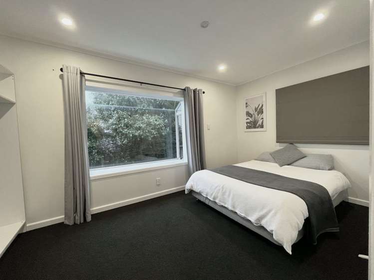 53 Handyside Street Tawa_10