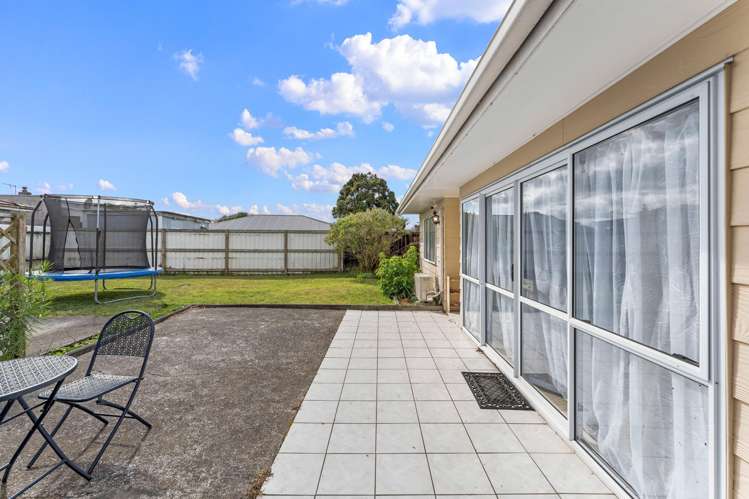 2/3 Ellen Street Manurewa_14