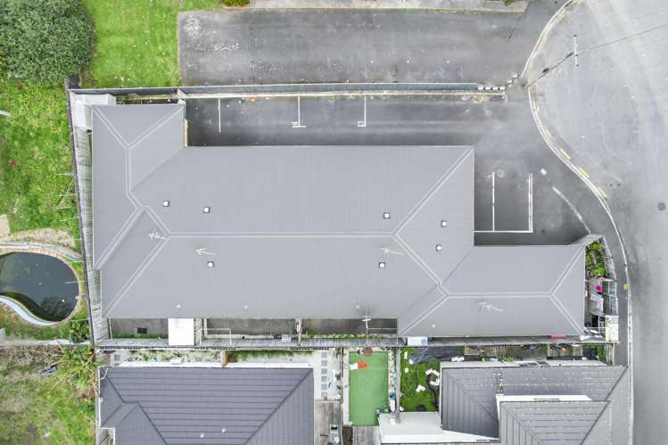 2/3 June Place Hamilton East_13