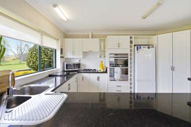 28b Laburnum Glen_3